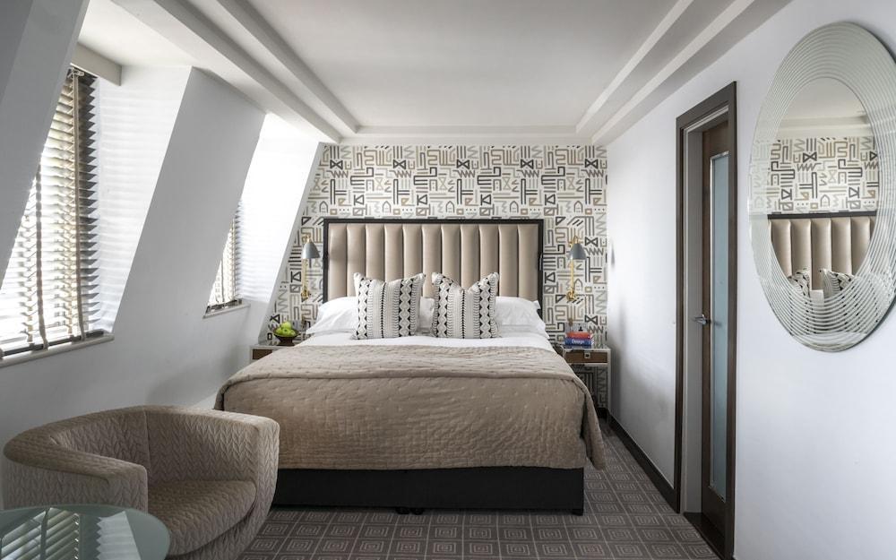The Marylebone Hotel Room Type - Studio Suite, 1 Queen Bed