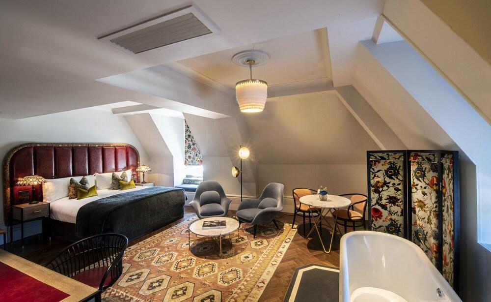 The Bloomsbury Room Type - Studio Suite, 1 King Bed