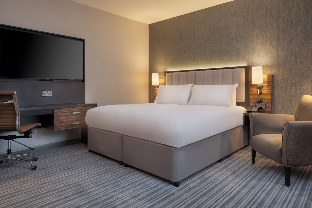 DoubleTree by Hilton Hotel London - Chelsea Room Type - Junior Suite, 1 King Bed