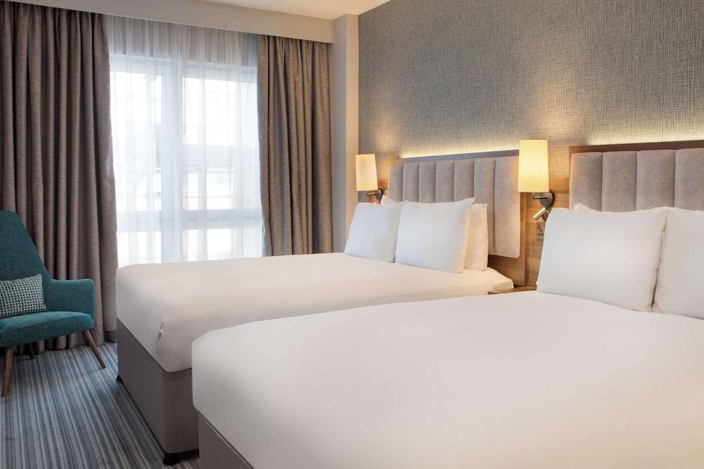 DoubleTree by Hilton Hotel London - Chelsea Room Type - Double Room with Two Double Beds