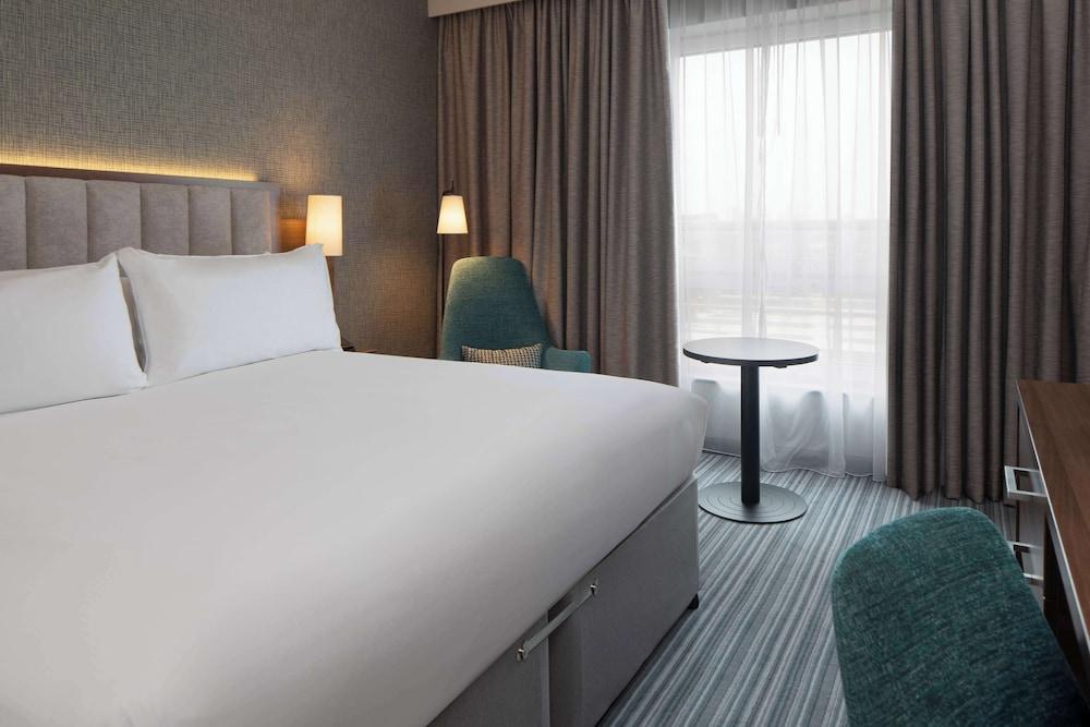 DoubleTree by Hilton Hotel London - Chelsea Room Type - Premium Room, 1 King Bed