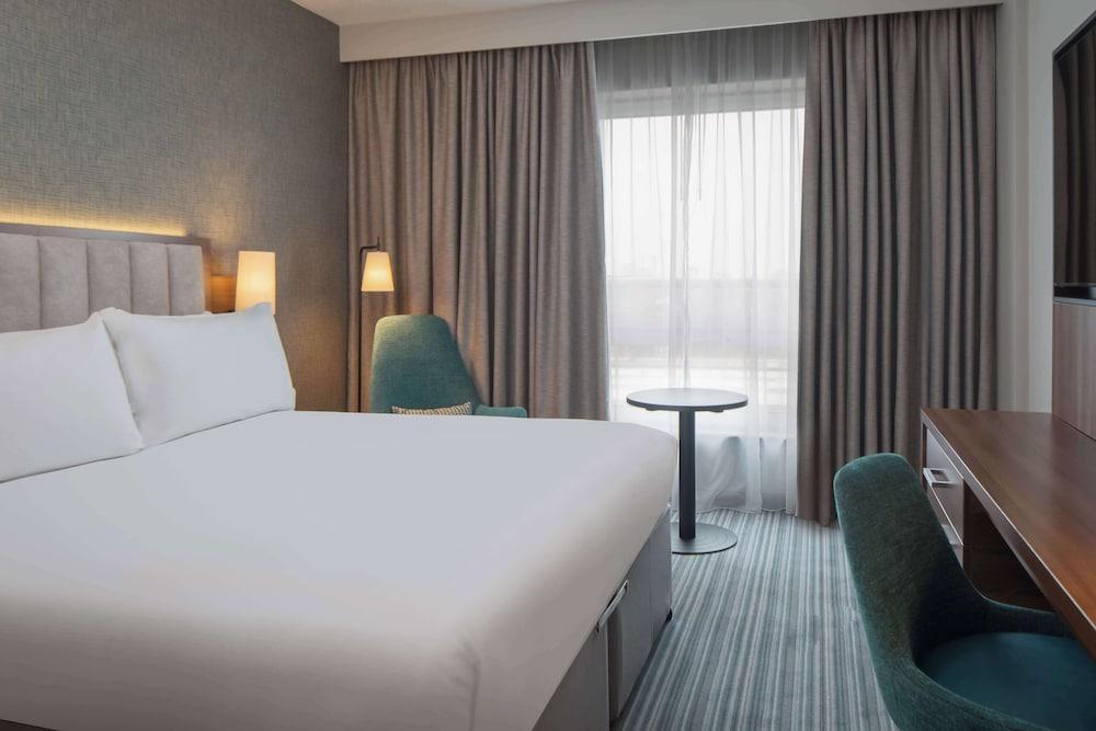 DoubleTree by Hilton Hotel London - Chelsea Room Type - Room, 1 King Bed