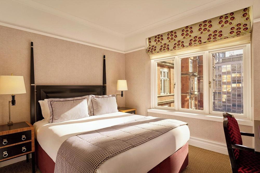 St. Ermins Hotel, Autograph Collection - Tap to explore photos