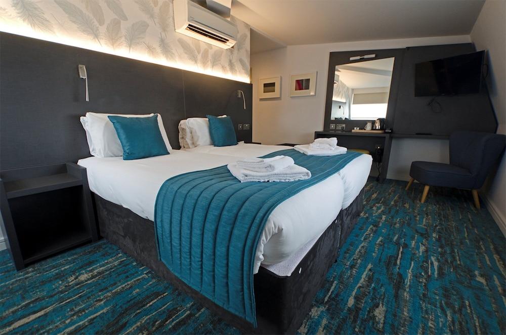 K Hotel Kensington Room Type - Twin Room