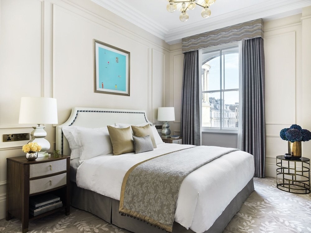 The Langham London Room Type - Club Residence Suite
