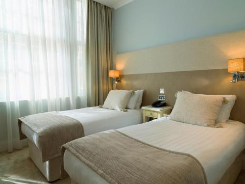 London Bridge Hotel Room Type - Standard Twin Room