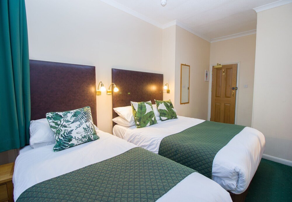 London Town Hotel Room Type - Triple Room