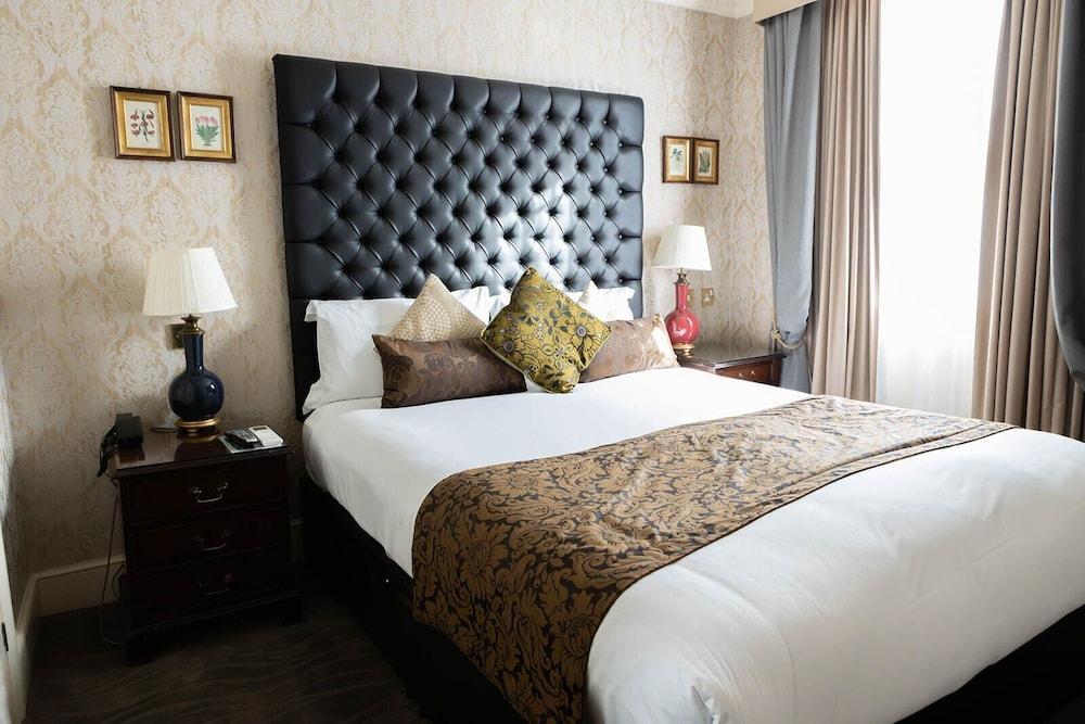The Leonard Hotel Room Type - Two Bedroom Junior Suite with Kitchenette The Leonard Hotel Room Type - Two Bedroom Junior Suite with Kitchenette