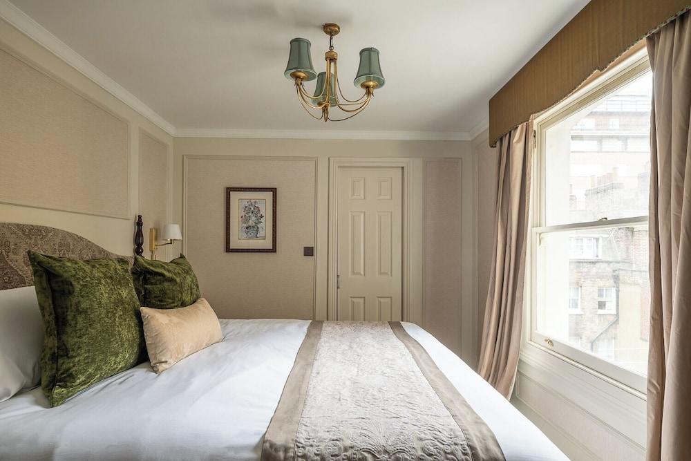The Leonard Hotel Room Type - Superior Small Double