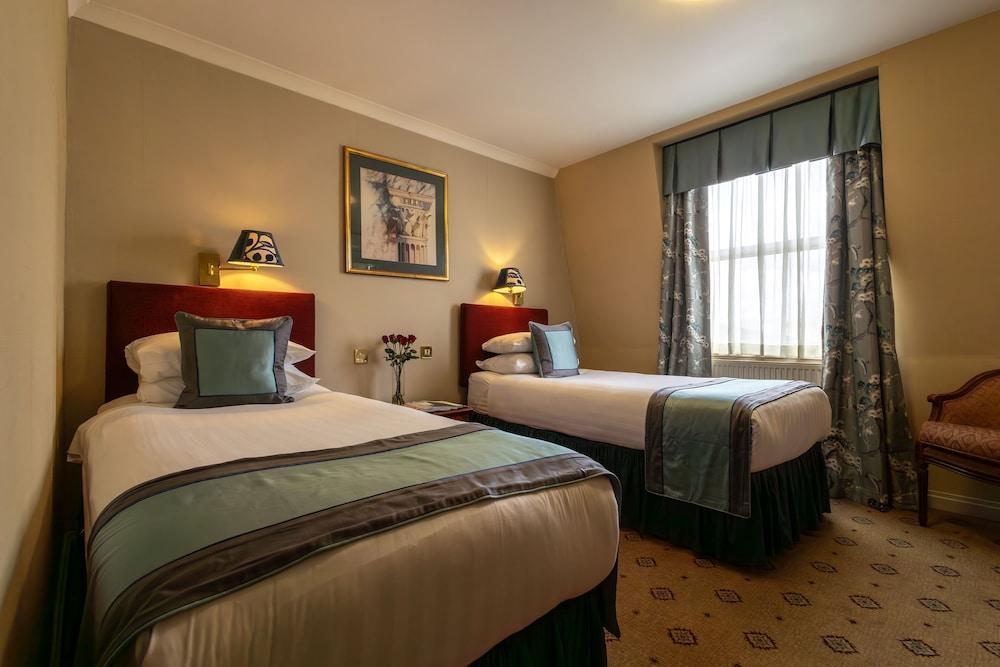 London Lodge Hotel Room Type - Standard Twin Room