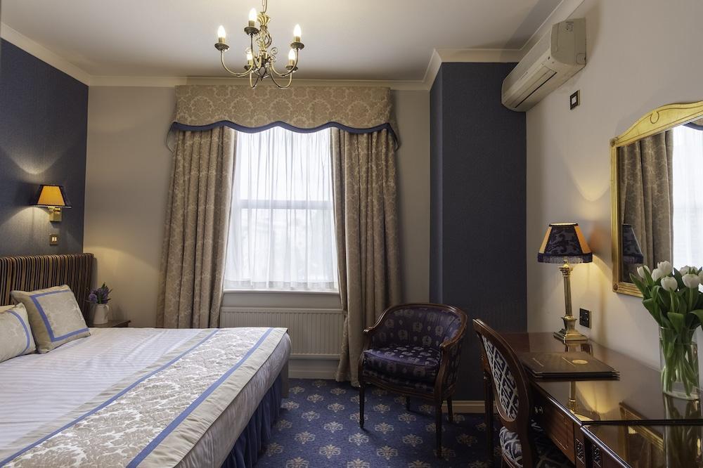 London Lodge Hotel Room Type - Superior Double or Twin Room London Lodge Hotel Room Type - Superior Double or Twin Room