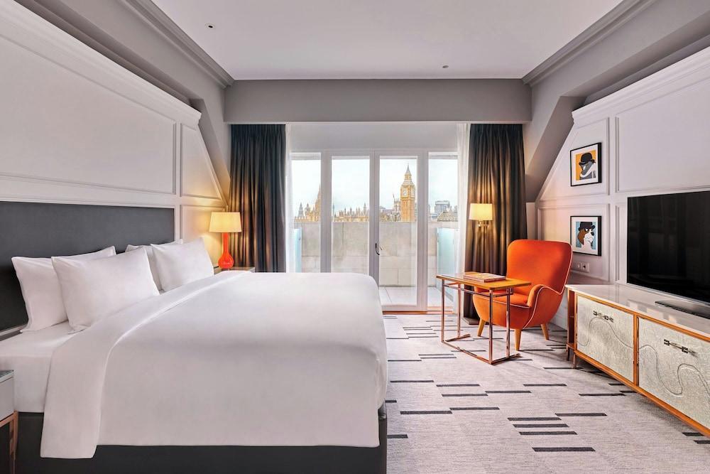 London Marriott Hotel County Hall Room Type - Room, 1 King Bed, Balcony (View)