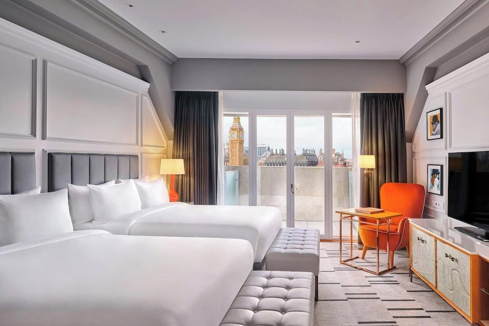 London Marriott Hotel County Hall Room Type - Family Room, 2 Double Beds, Balcony (View)