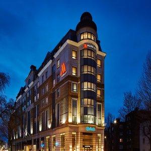 London Marriott Hotel Maida Vale - Tap to explore photos