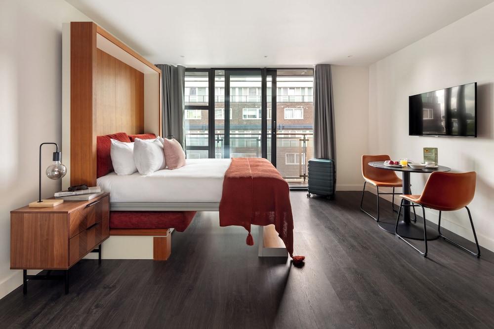 Marlin Apartments Canary Wharf Room Type - Studio, 1 Queen Bed