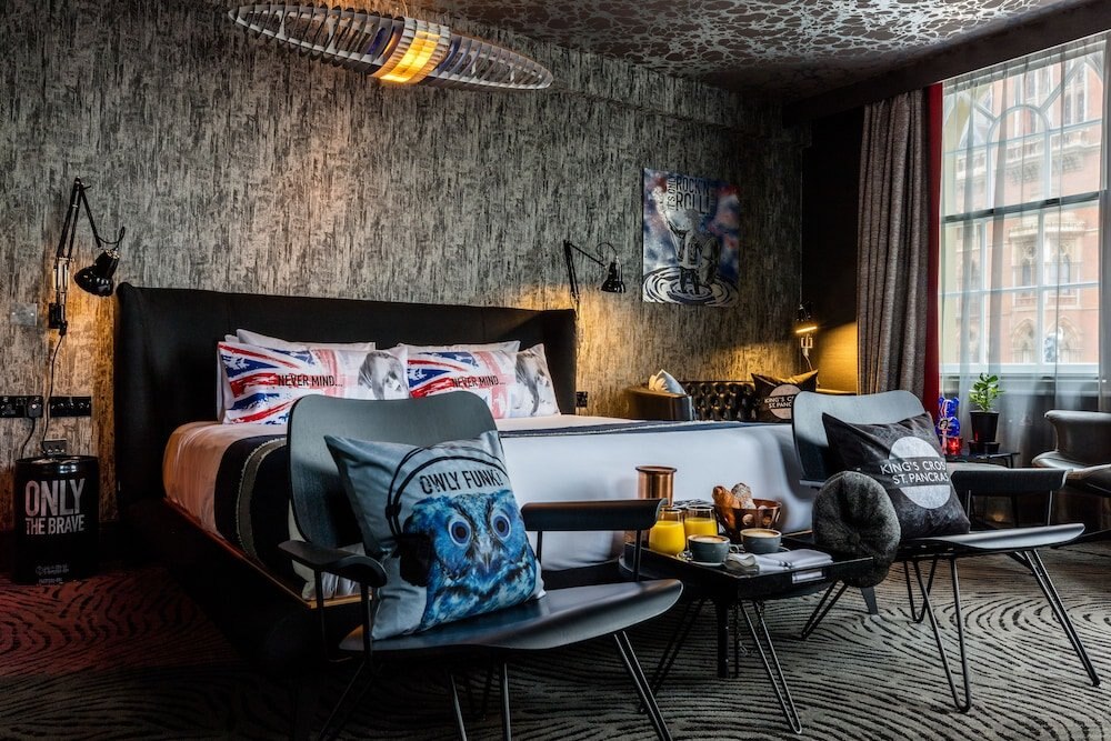 Megaro Hotel Room Type - Diesel Corner Suites