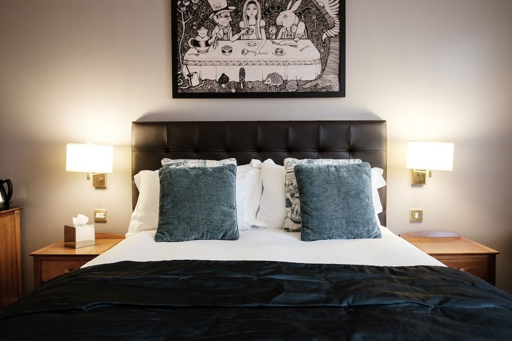 The Mad Hatter Hotel Room Type - Standard Double Room, 1 Double Bed