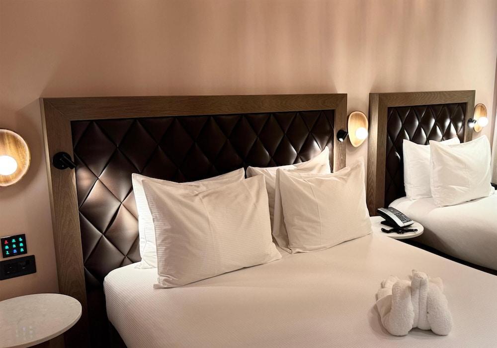 Doubletree by Hilton London Marble Arch Room Type - DOUBLE FAMILY ROOM