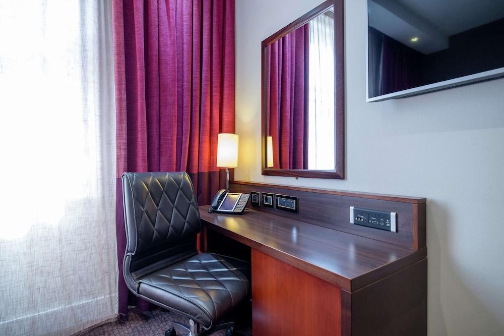 Doubletree by Hilton London Marble Arch Room Type - King Room