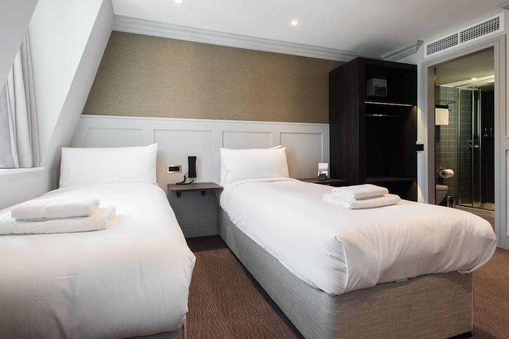 Mowbray Court Hotel Room Type - Standard Twin Room