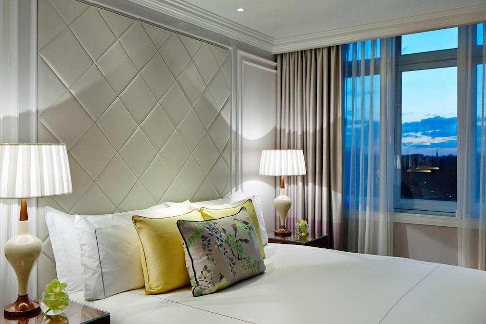 London Marriott Hotel Park Lane - Tap to explore photos