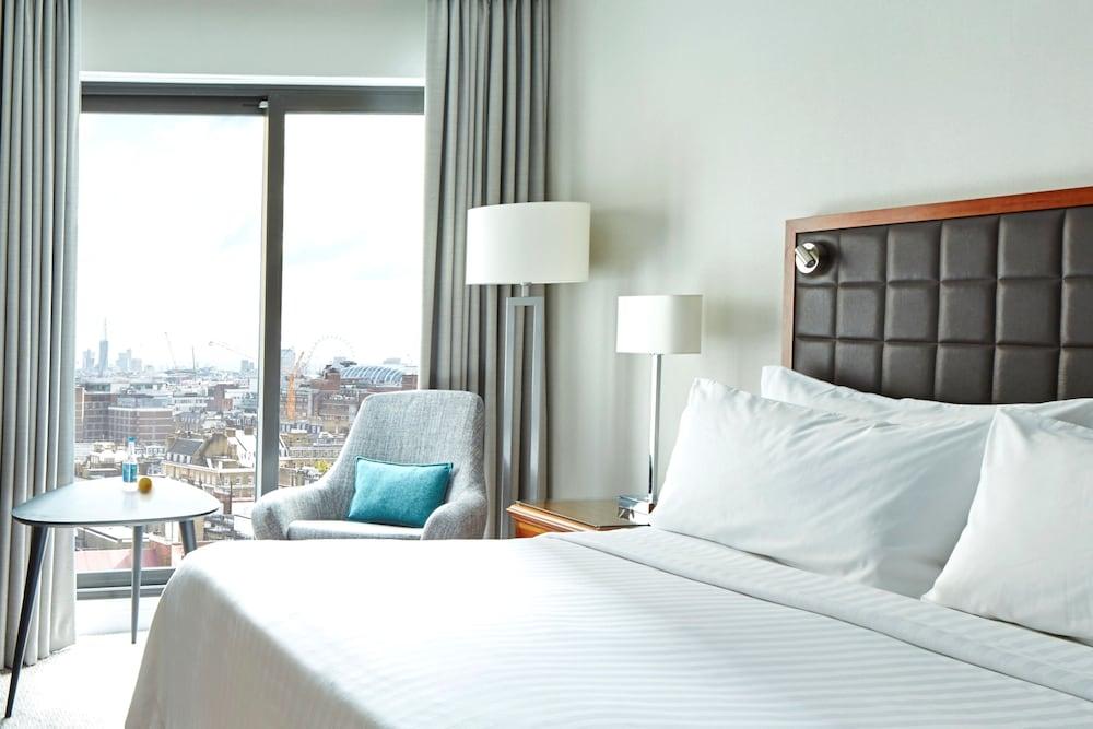 London Marriott Hotel Marble Arch - Tap to explore photos