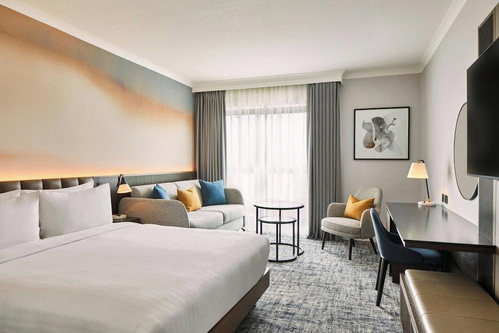 London Marriott Hotel Marble Arch Room Type - Superior Room, 1 King Bed with Sofa bed