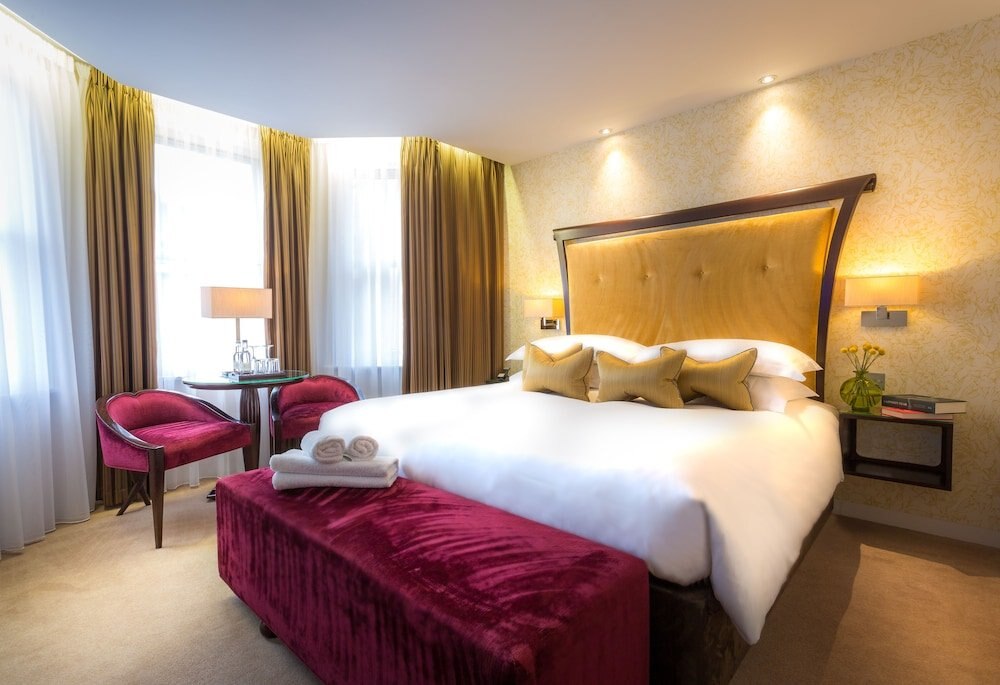 Ten Manchester Street Room Type - Deluxe Double Room