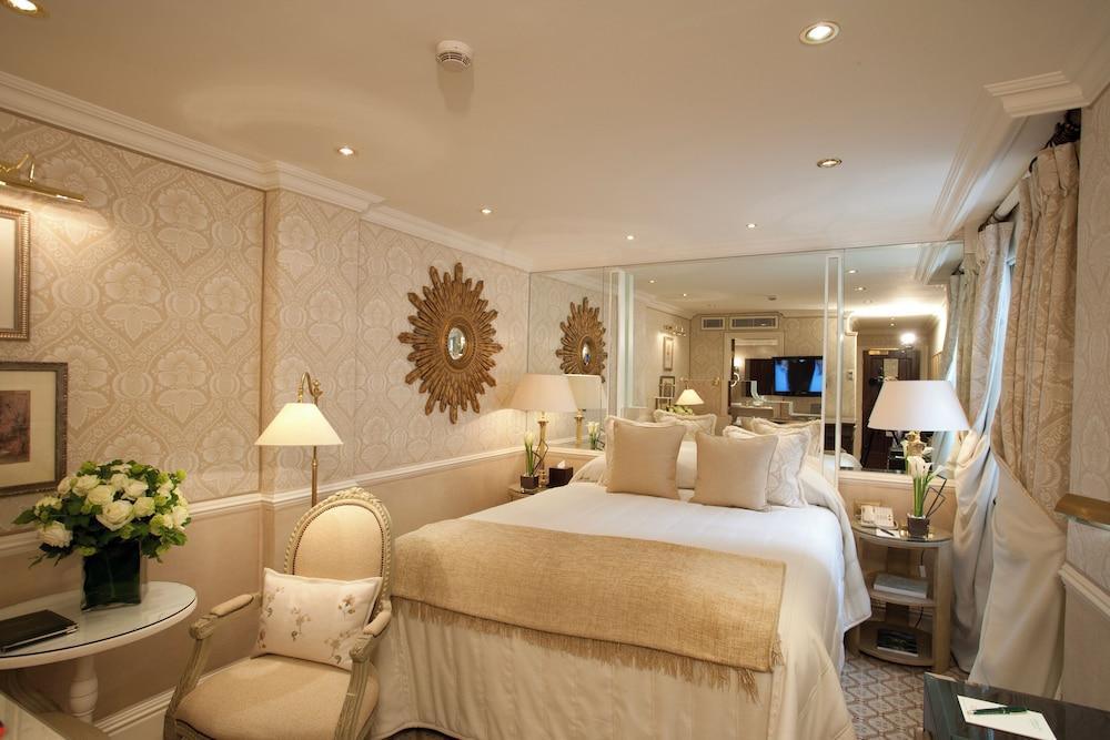 The Milestone Hotel Room Type - Superior Queen Room