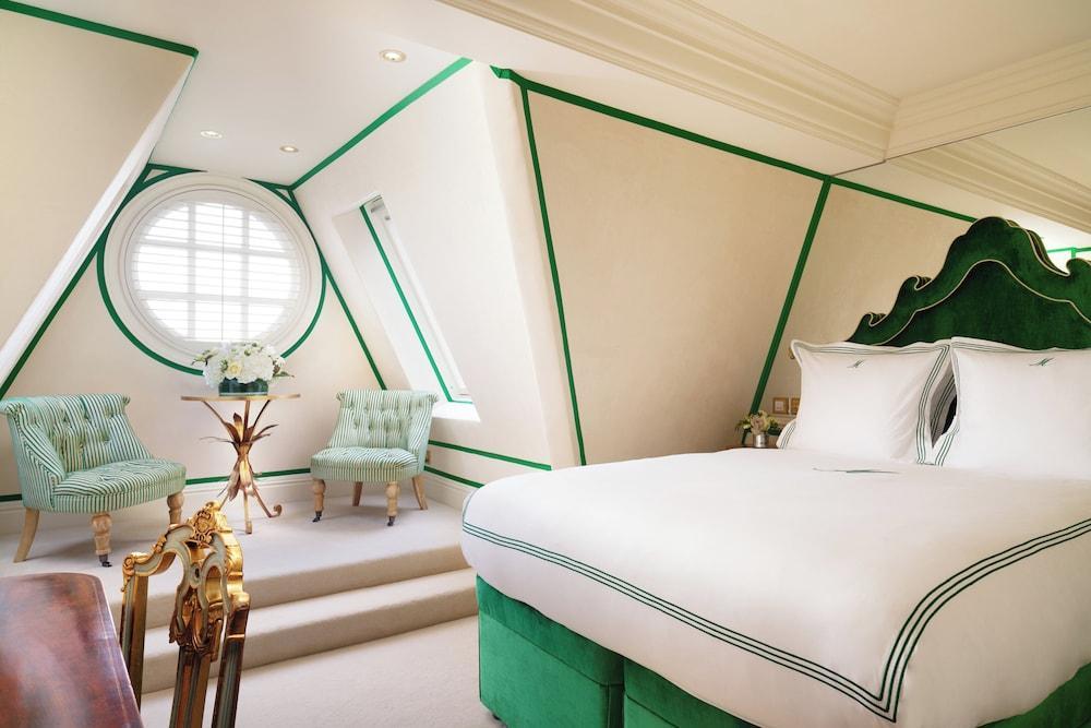 The Milestone Hotel Room Type - Superior Queen Room
