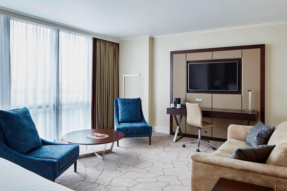 London Marriott Hotel Canary Wharf Room Type - Executive Studio Suite, 1 King Bed
