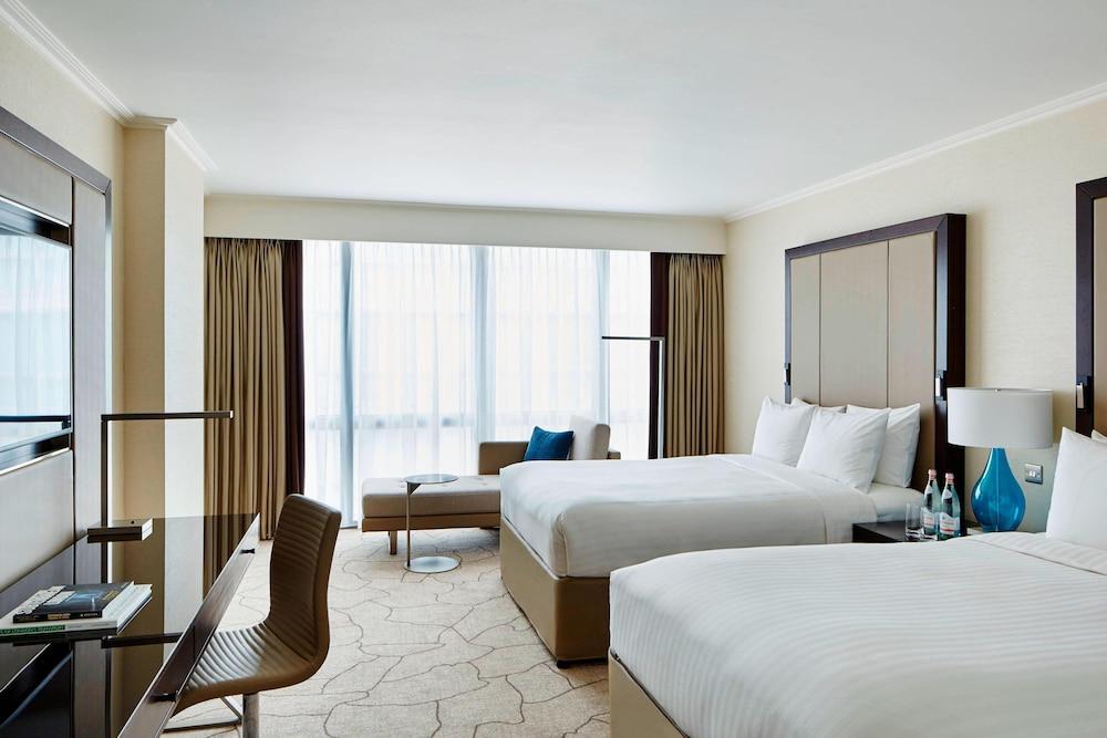 London Marriott Hotel Canary Wharf Room Type - Deluxe Room, 2 Double Beds