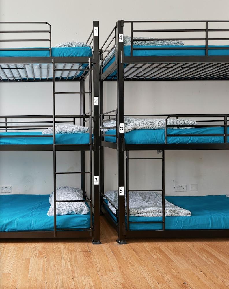 NX London Hostel Room Type - Bed in a Shared 6bed Mixed Dormitory