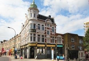 NX London Hostel Room Type - 1 Person in 10-Bed Dormitory - Female Only