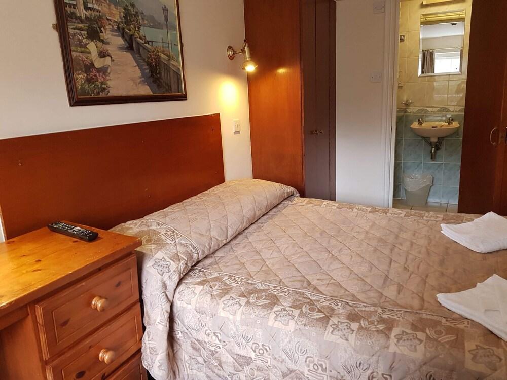 Normandie Hotel Room Type - Standard Double Room, Ensuite