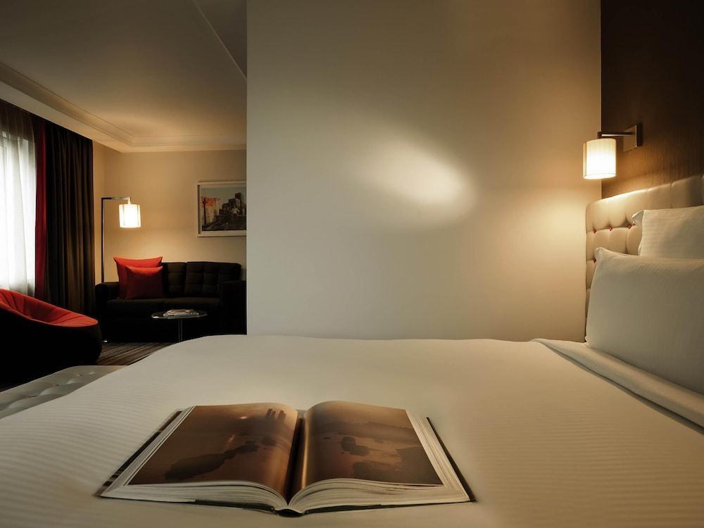 Pullman London St Pancras Room Type - Junior Suite, 1 King Bed Pullman London St Pancras Room Type - Junior Suite, 1 King Bed
