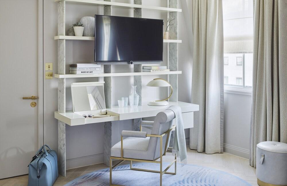 One Aldwych Room Type - Classic Room