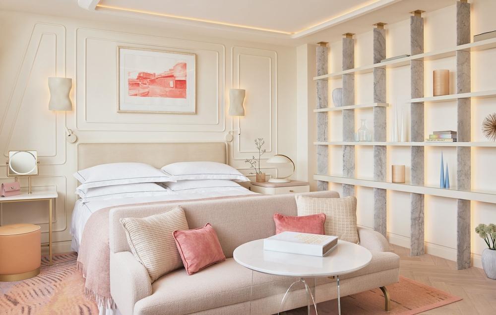 One Aldwych Room Type - Deluxe Room