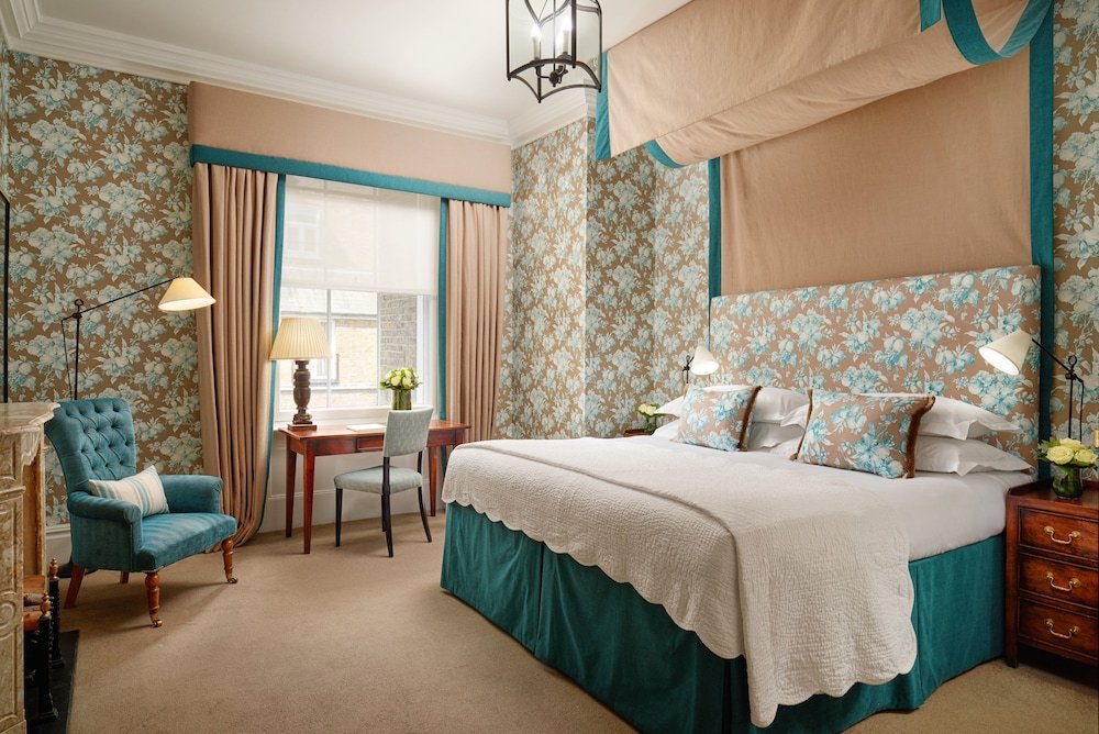 The Pelham London - Starhotels Collezione - Tap to explore photos