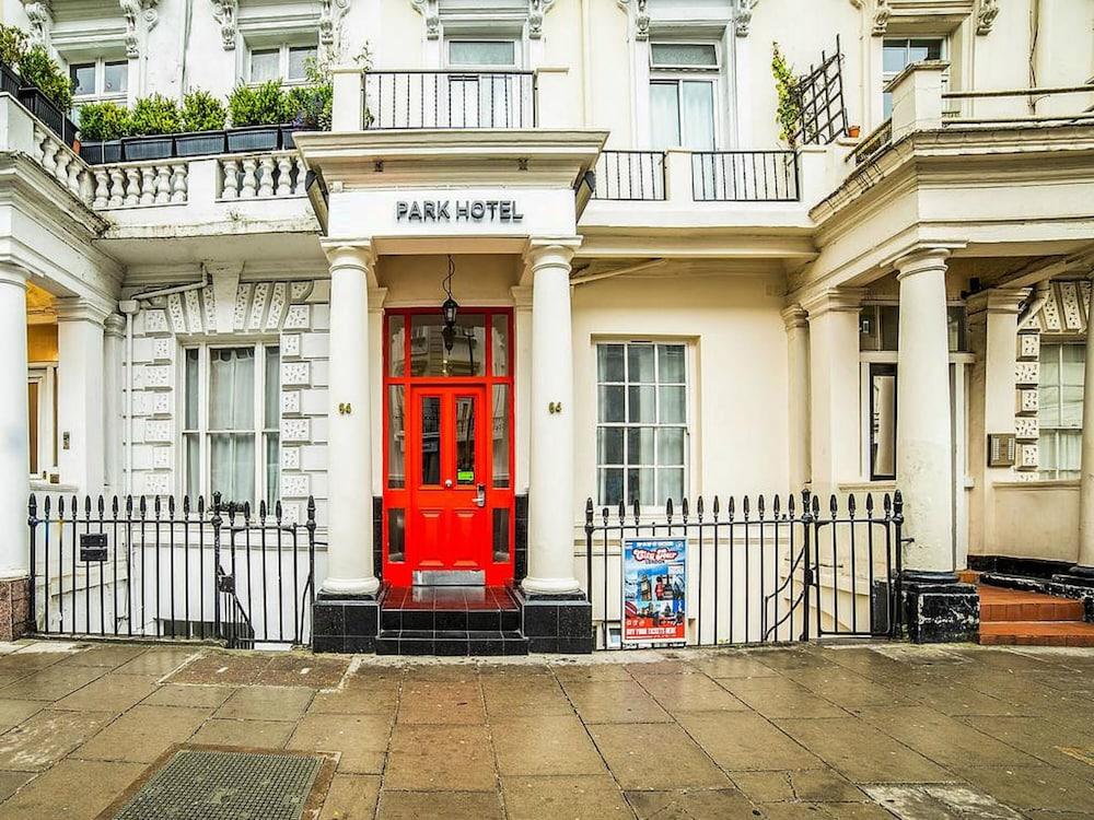 OYO The Park Hotel - Tap to explore photos
