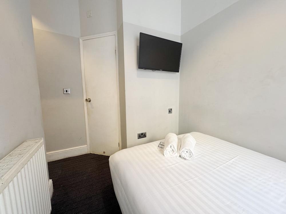 Plaza Hotel Hammersmith