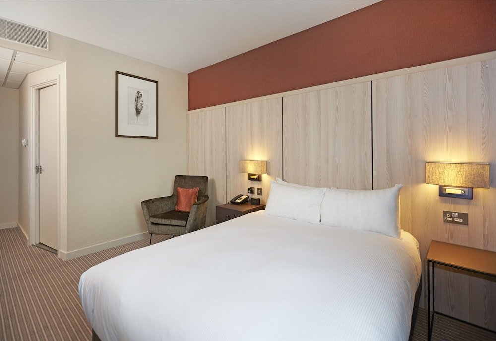 DoubleTree by Hilton Hotel London ExCel Room Type - Room, 1 Queen Bed