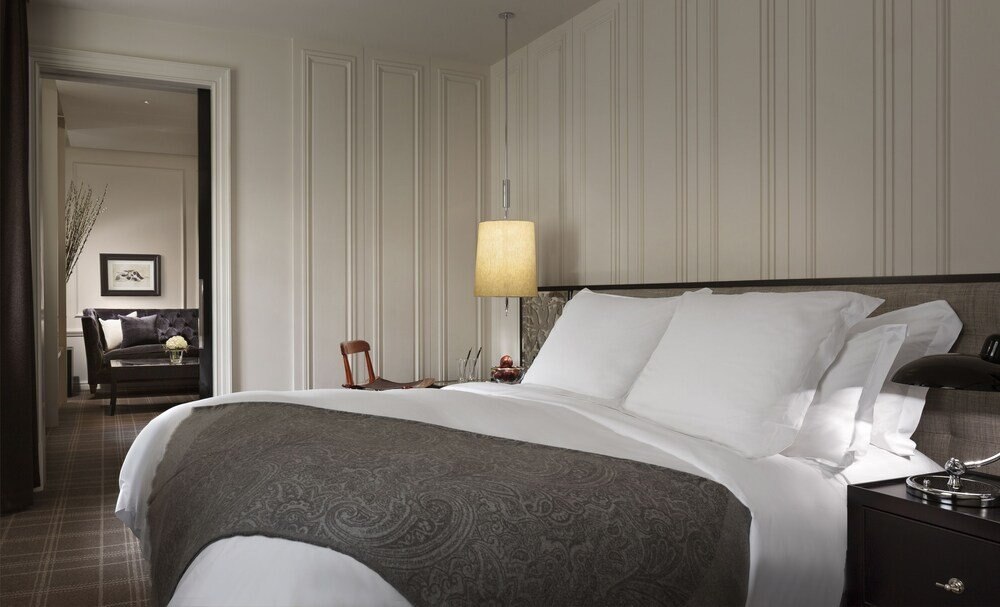 Rosewood London Room Type - Premier Suite