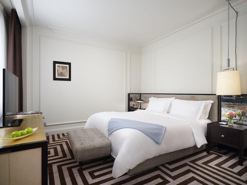 Rosewood London Room Type - Deluxe Room, 1 King Bed