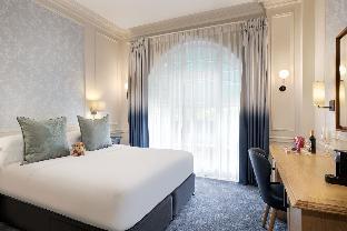 Sloane Square Hotel - Tap to explore photos
