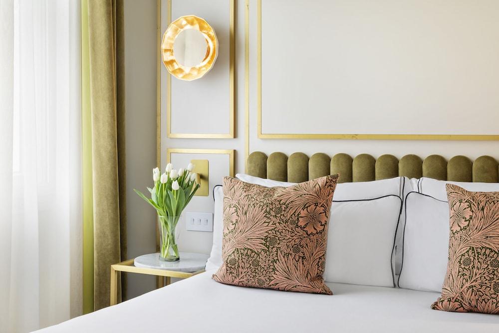 Melia London Kensington a Melia Collection Hotel - Tap to explore photos