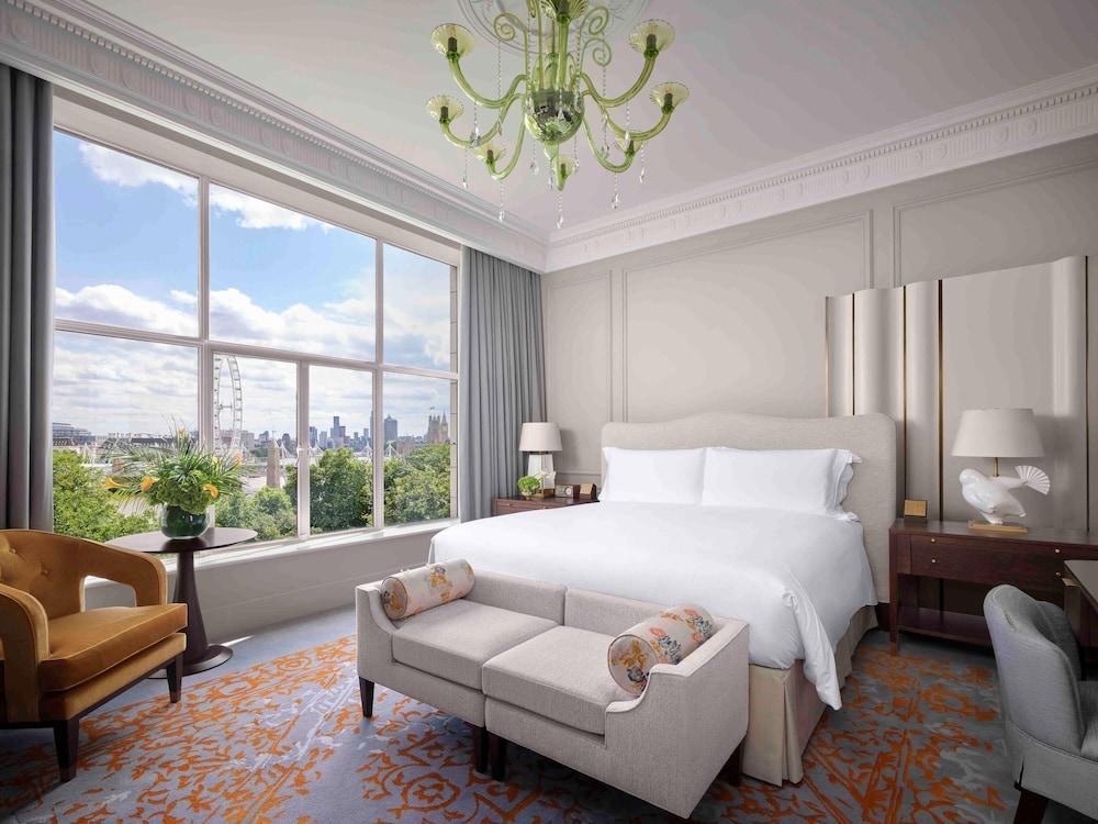 The Savoy Room Type - Luxury Room, 1 King Bed, River View
