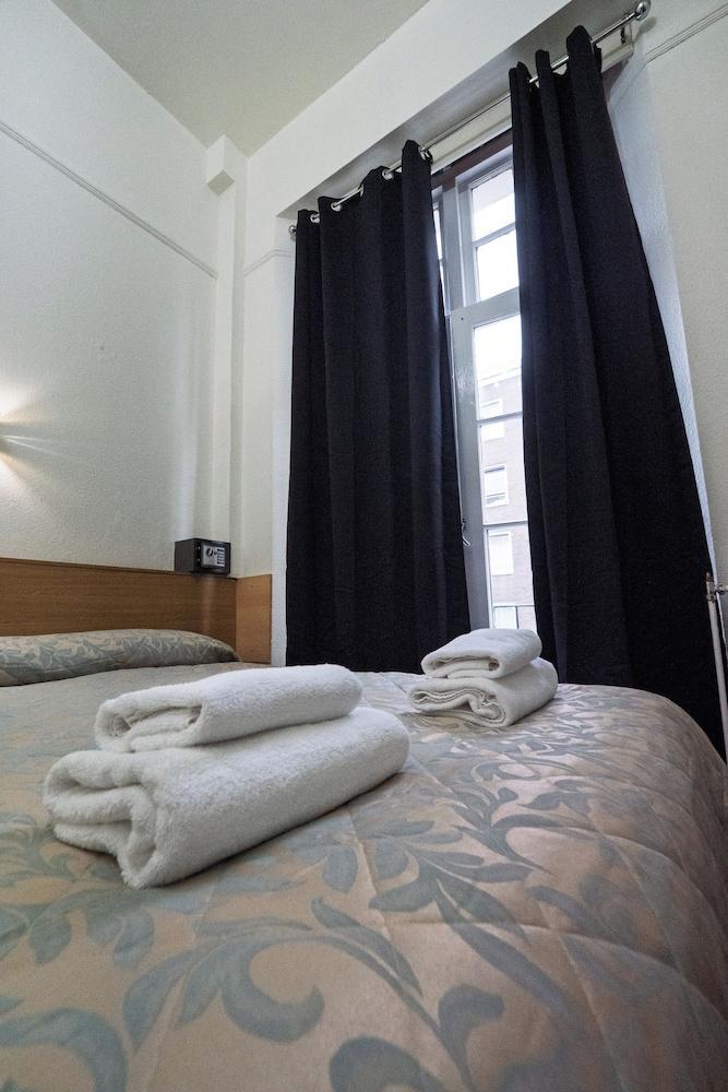 St. George hotel Room Type - Standard Double Room