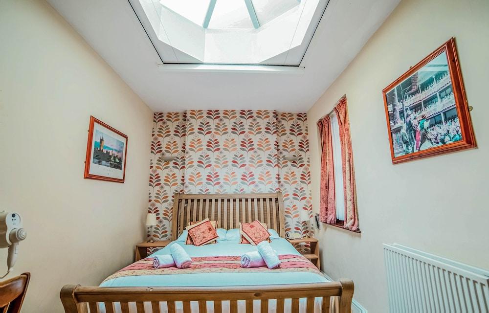 Shakespeare Hotel Room Type - Superior Double Room
