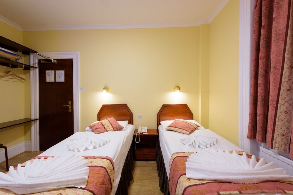 Shakespeare Hotel Room Type - Family Room